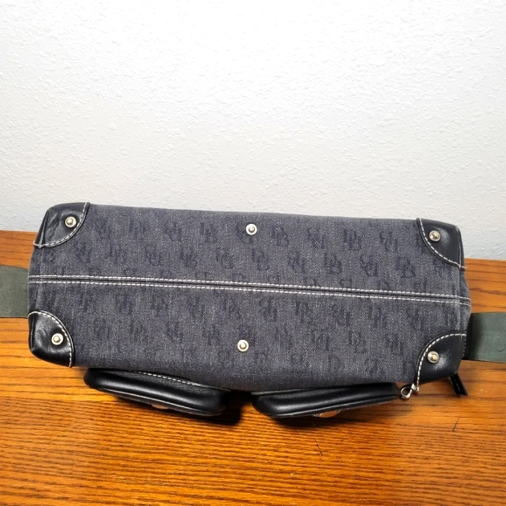 Dooney & Bourke Black and Gray Shoulder Bag Set